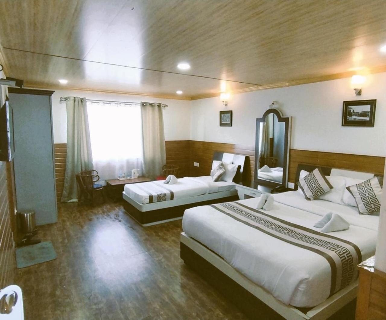 Hotel Kasturi Palace & Restaurant Darjeeling Darjeeling (West Bengal) Exterior foto