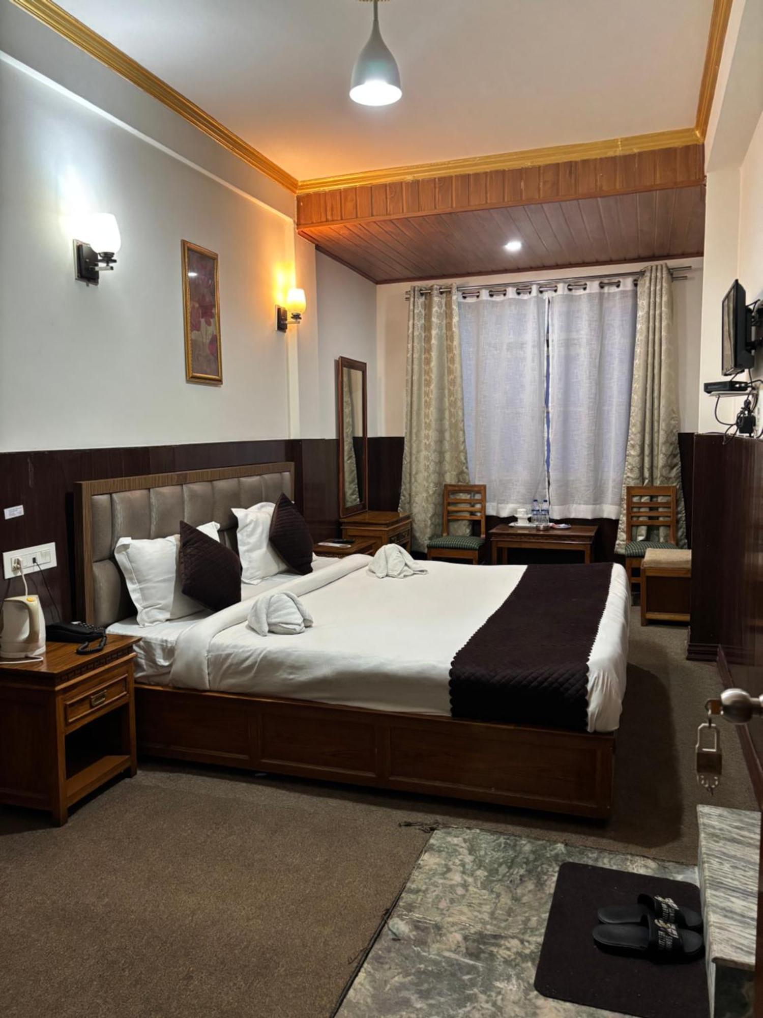 Hotel Kasturi Palace & Restaurant Darjeeling Darjeeling (West Bengal) Exterior foto