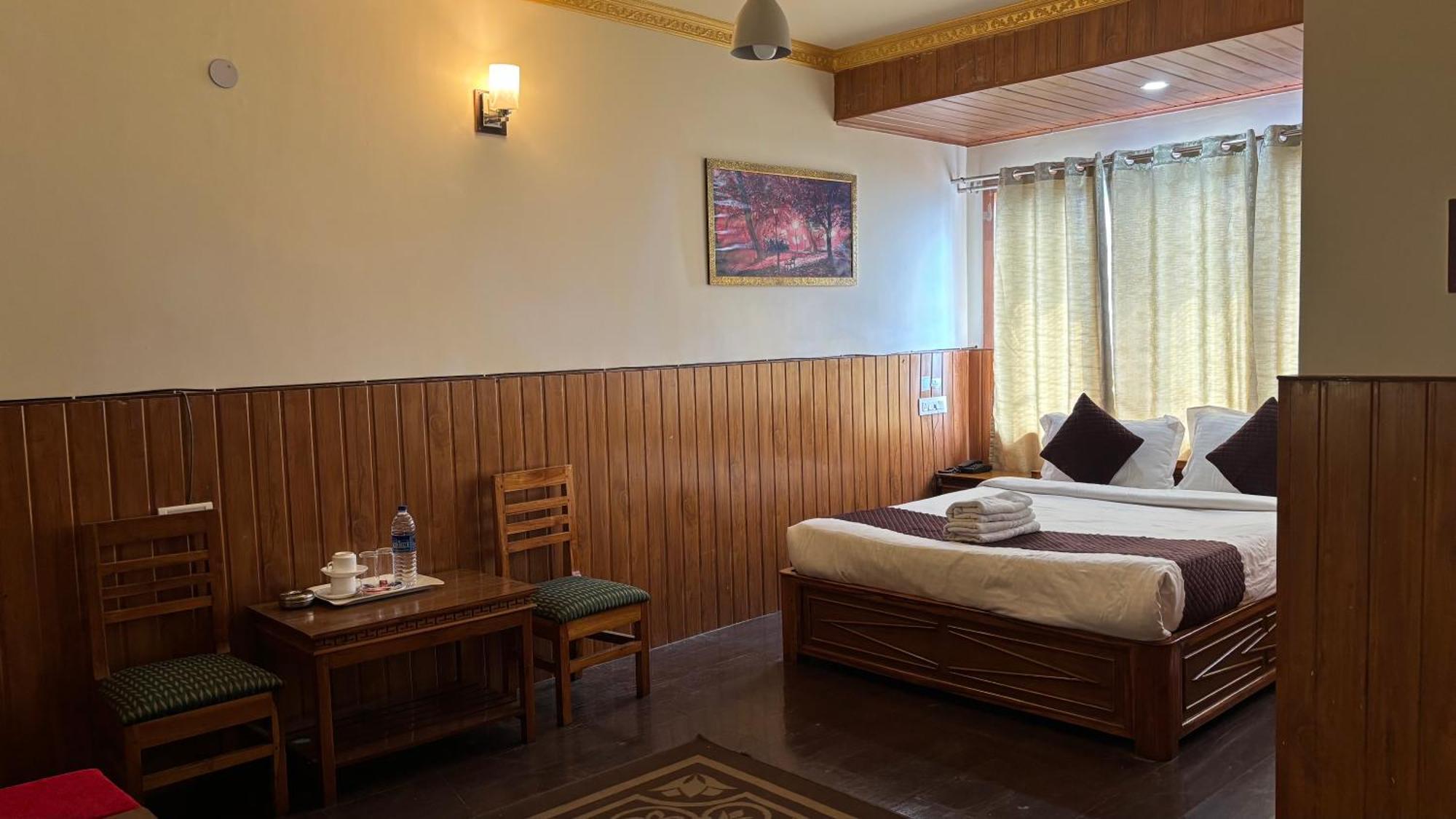 Hotel Kasturi Palace & Restaurant Darjeeling Darjeeling (West Bengal) Exterior foto