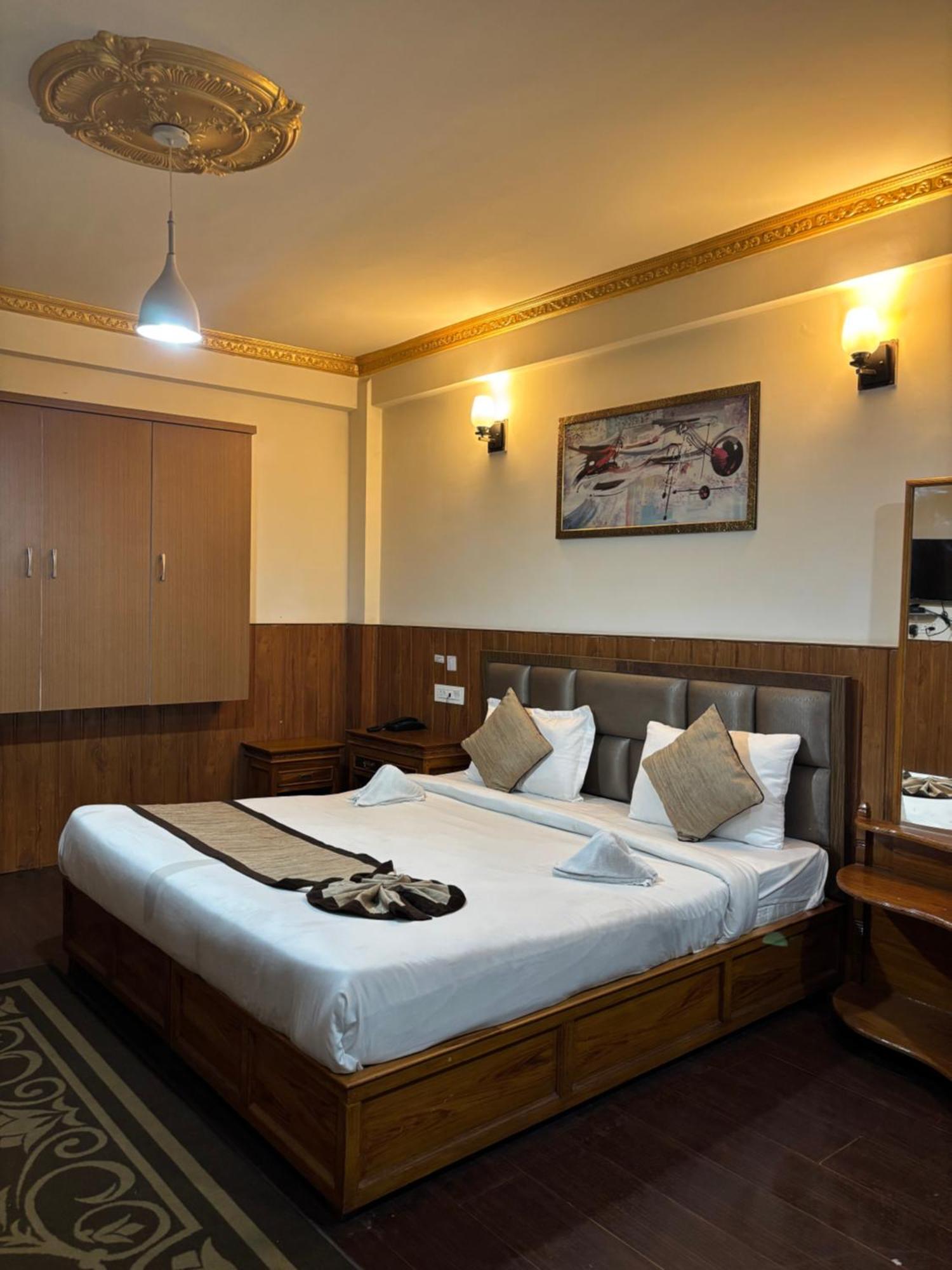 Hotel Kasturi Palace & Restaurant Darjeeling Darjeeling (West Bengal) Exterior foto