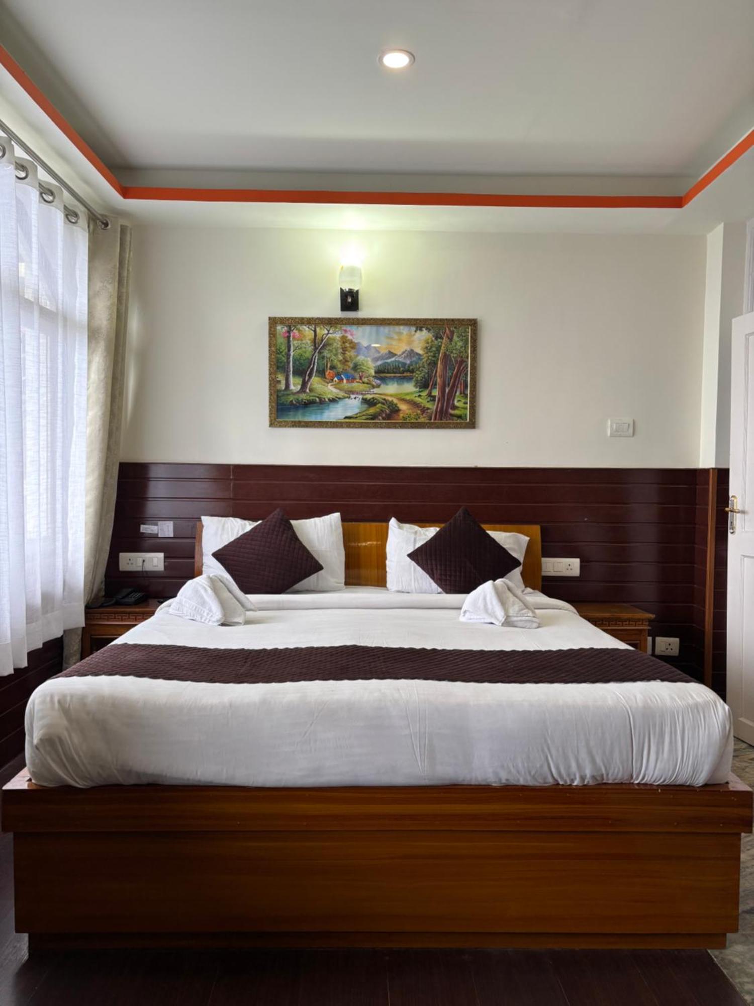 Hotel Kasturi Palace & Restaurant Darjeeling Darjeeling (West Bengal) Exterior foto